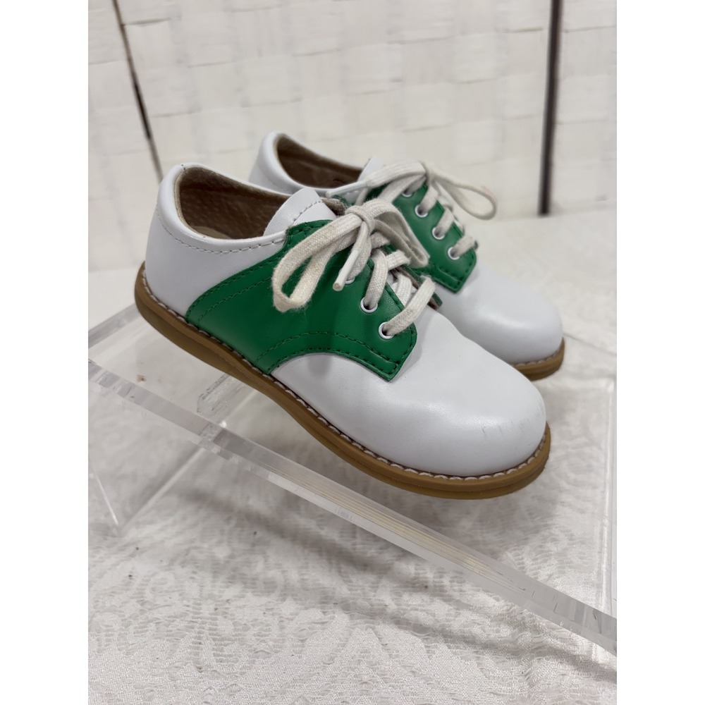 Footmates Cheer Oxford white/kelly green leather shoe kids 8.5 M